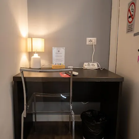 Gate 40 4*